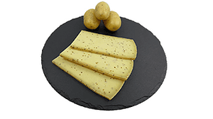 Dieser geschmacksintensive Schweizer Senf Raclette-Käse, der nach traditioneller Schweizer Art hergestellt wird, hat einen sensationellen natürlichen "Senf" Geschmack, der die Geschmacksknospen eines jeden Raclette-Kenners vor Freude springen lässt.

Die gute Schmelzbarkeit und die cremige Konsistenz dieses Käses machen ihn zu einem aussergewöhnlichen Geschmackserlebnis, das Sie immer wieder aufs Neue begeistern wird. Diese Sorte wird aus Kuhmilch (von glücklichen Schweizer Kühen) hergestellt und mindestens 6 Monate gereift, so dass Sie sicher sein können, dass Sie ein hochwertiges Produkt erhalten.