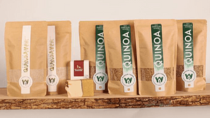 Paket bestehend aus dem Klassiker Quinoa-Beutel sowie Quinoa-Mehl und der tollen Peelingseife welche Quinoamehl enthält.