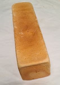 Pain en pâte de petit pain au lait mesurant 30 cm