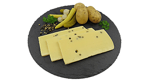 Dieser geschmacksintensive Schweizer Pfeffer Raclette-Käse, der nach traditioneller Schweizer Art hergestellt wird, hat einen sensationellen natürlichen "Pfeffer" Geschmack, der die Geschmacksknospen eines jeden Raclette-Kenners vor Freude springen lässt.

Die gute Schmelzbarkeit und die cremige Konsistenz dieses Käses machen ihn zu einem aussergewöhnlichen Geschmackserlebnis, das Sie immer wieder aufs Neue begeistern wird. Diese Sorte wird aus Kuhmilch (von glücklichen Schweizer Kühen) hergestellt und mindestens 6 Monate gereift, so dass Sie sicher sein können, dass Sie ein hochwertiges Produkt erhalten