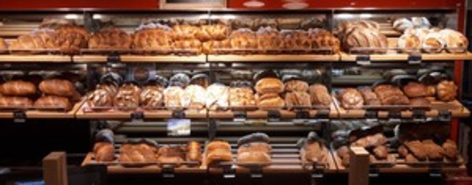 Jeden Monat das aktuelle Brot. Wenn sie dieses Brot wählen, kommt jeden Monat automatisch das aktuelle Brot. Um zu wissen welches Brot gerade an der Reihe ist, haben wir das Monatsbrot immer auch noch parallel aufgeschaltet.